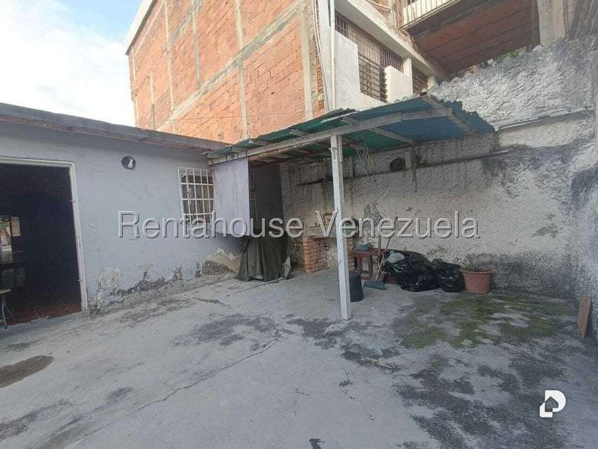 House in La Coromoto, Maracay – 10