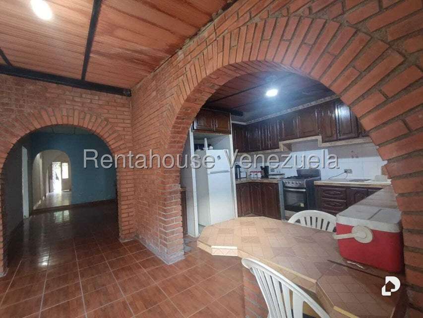 House in La Coromoto, Maracay – 9