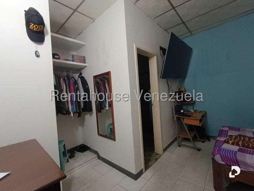 House in La Coromoto, Maracay – 4