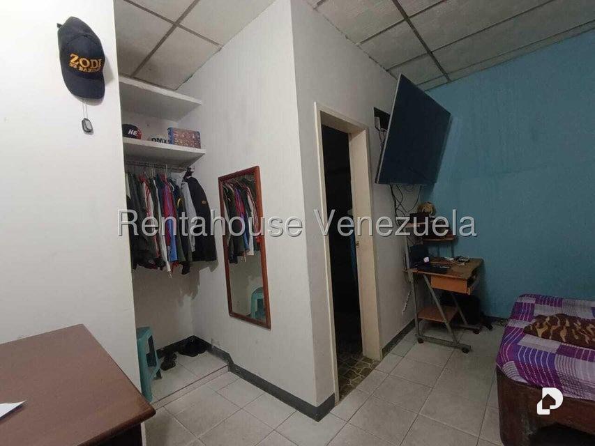House in La Coromoto, Maracay – 4