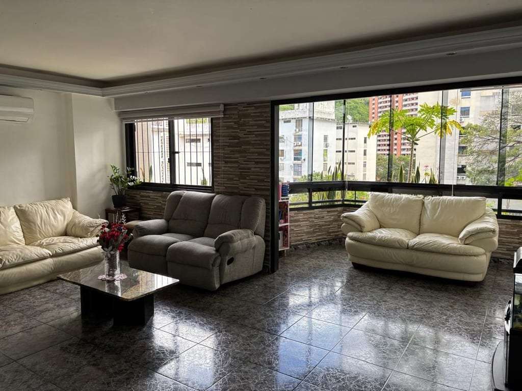 Apartment in Los Chaguaramos, Caracas - 1