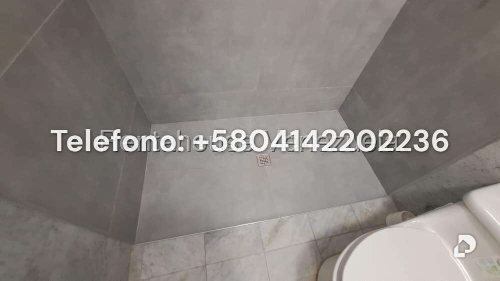 Apartamento en Campo Alegre, Caracas – 26