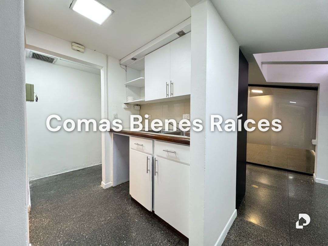 Oficina en Las Mercedes, Caracas – 10
