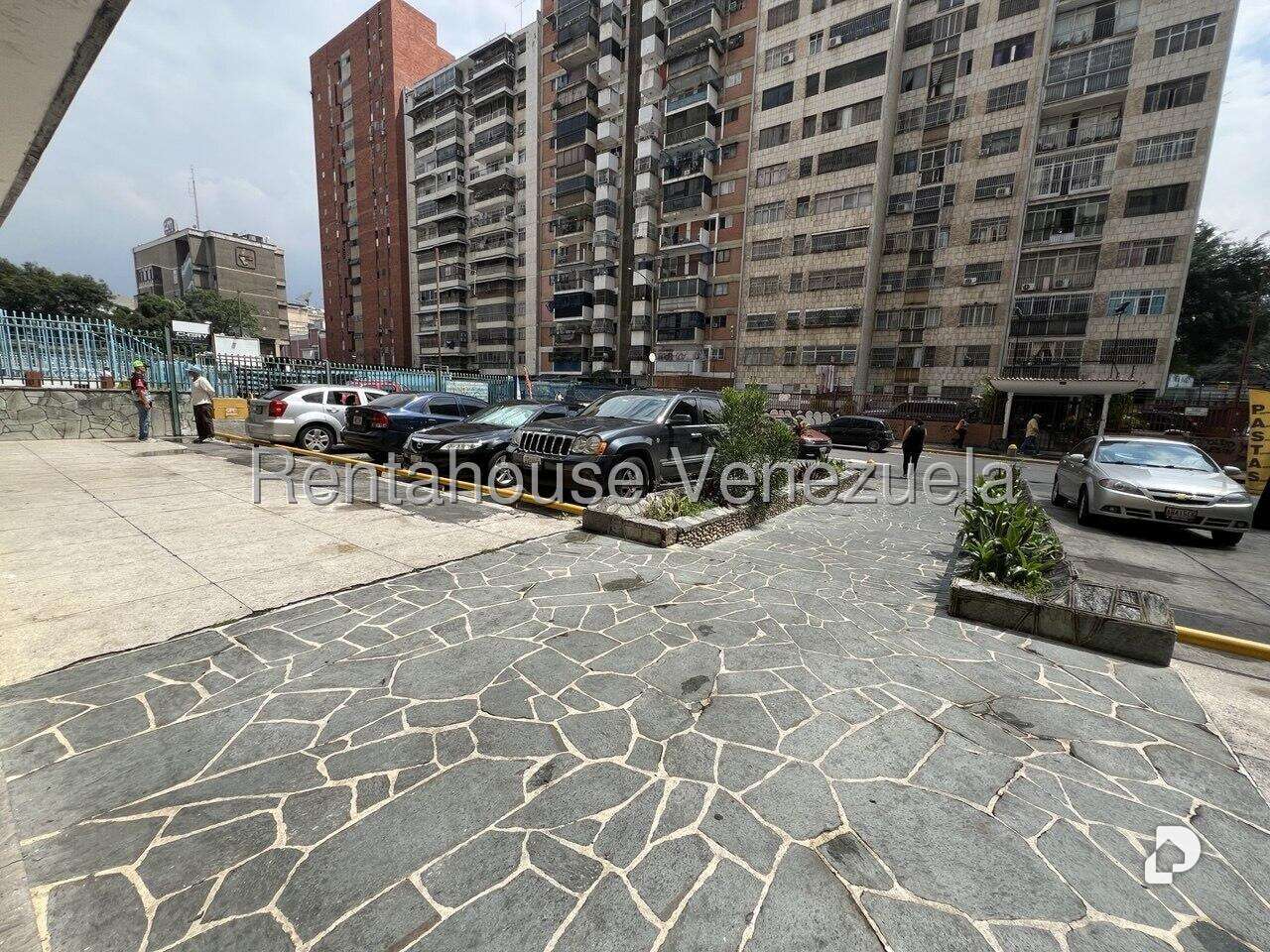 Local comercial en Los Ruices, Caracas – 14
