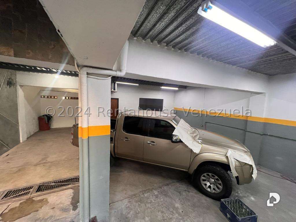 Edificio en Santa Eduvigis, Caracas – 5