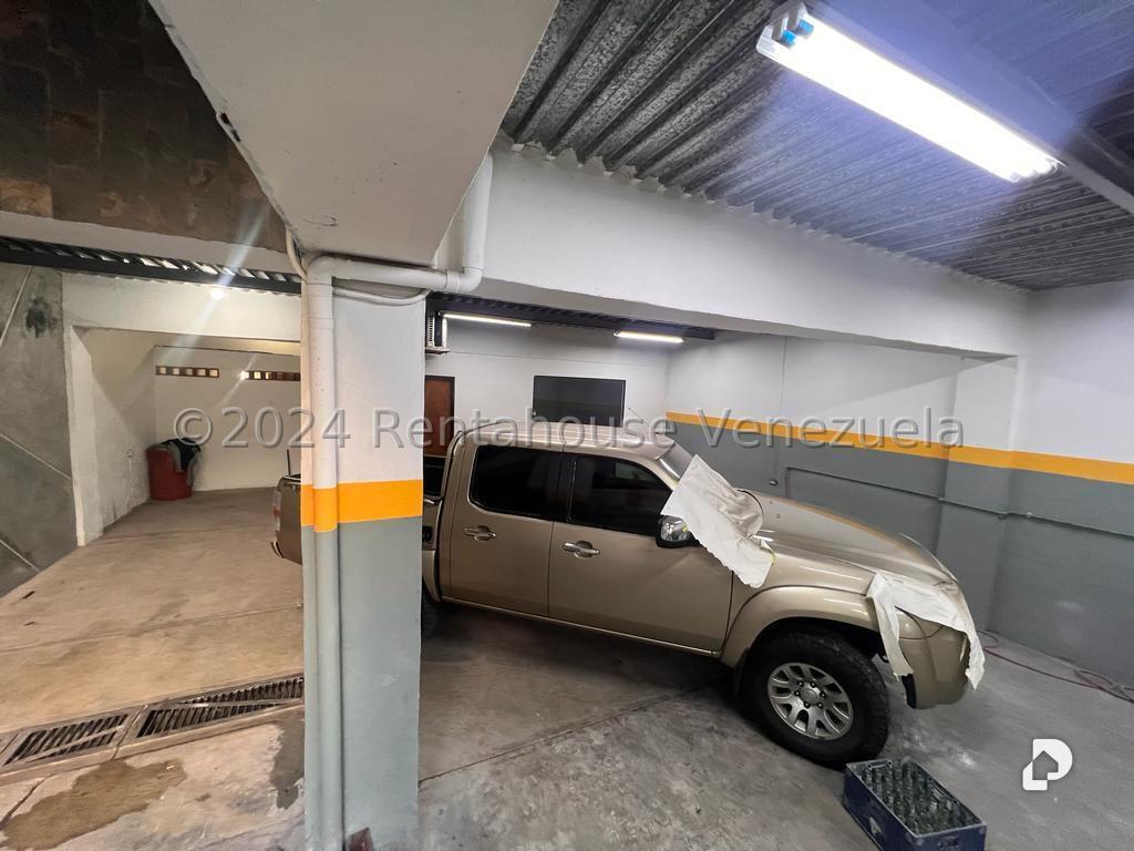 Edificio en Santa Eduvigis, Caracas – 5