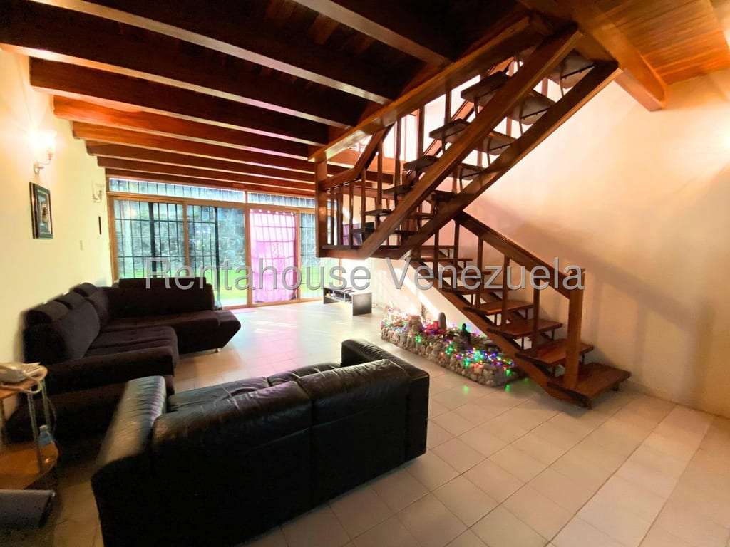 Casa en La Lagunita Country Club, Caracas