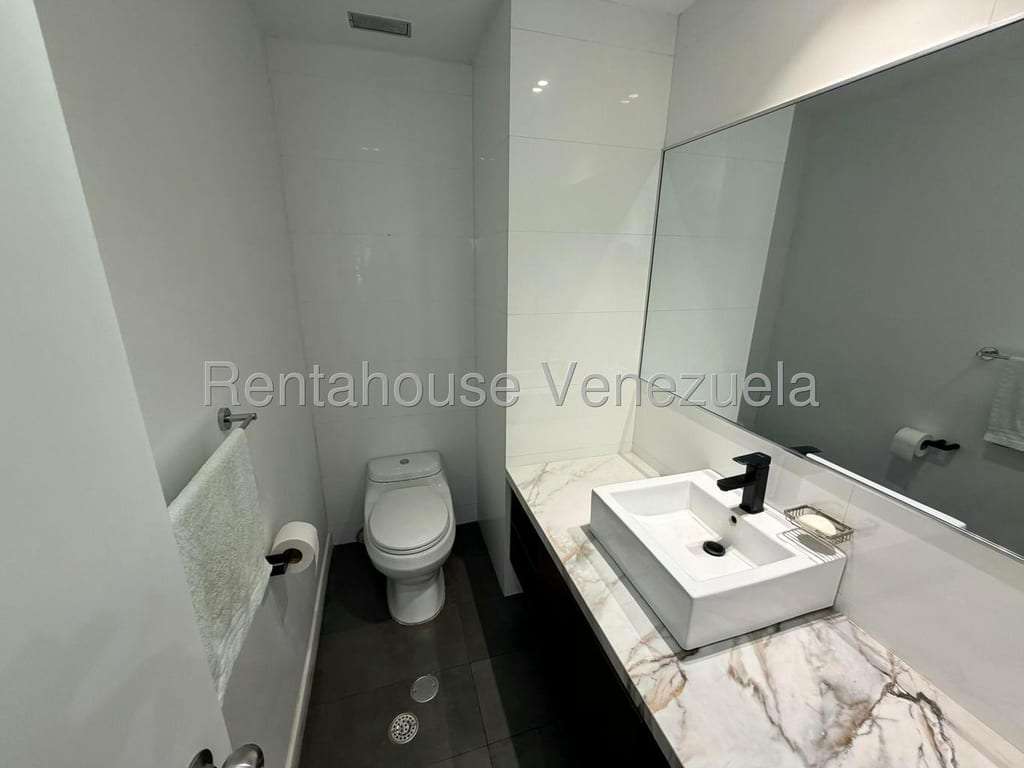 Apartamento en Los Naranjos de las Mercedes, Caracas
