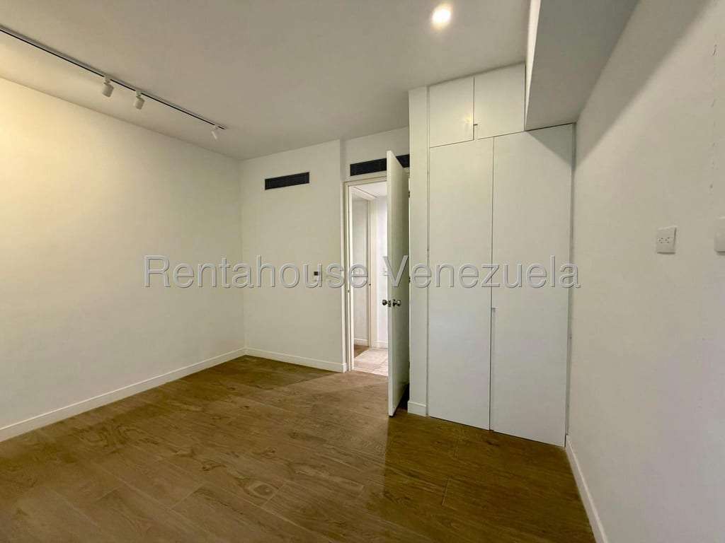 Apartamento en Los Naranjos de las Mercedes, Caracas