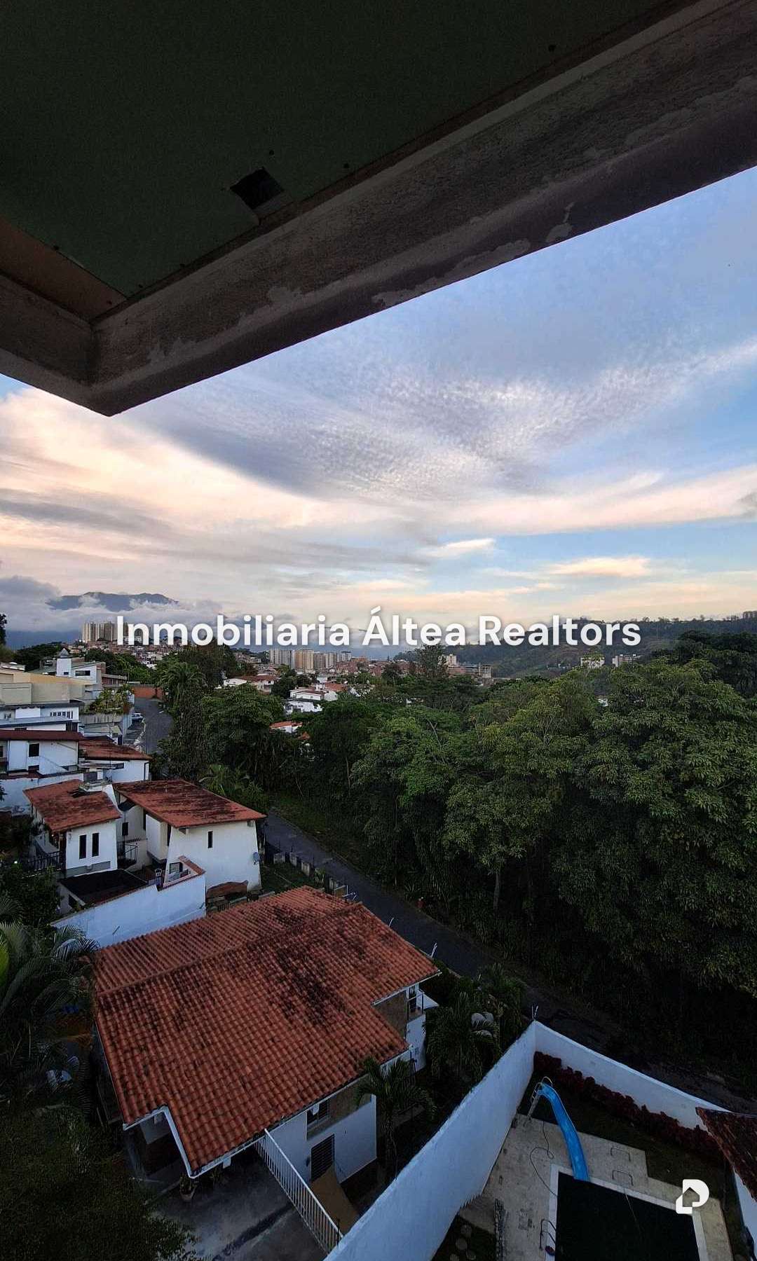 Casa en La Trinidad, Caracas – 23