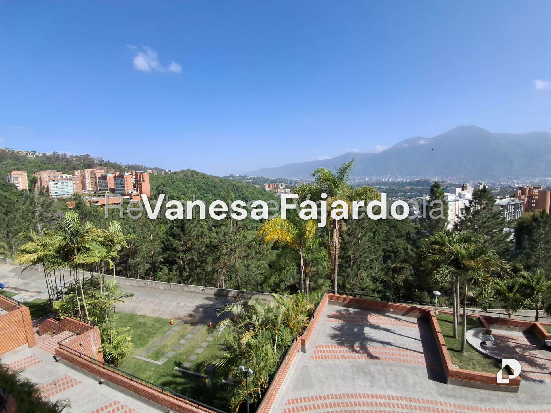 Apartamento en Solar del Hatillo, Caracas – 15