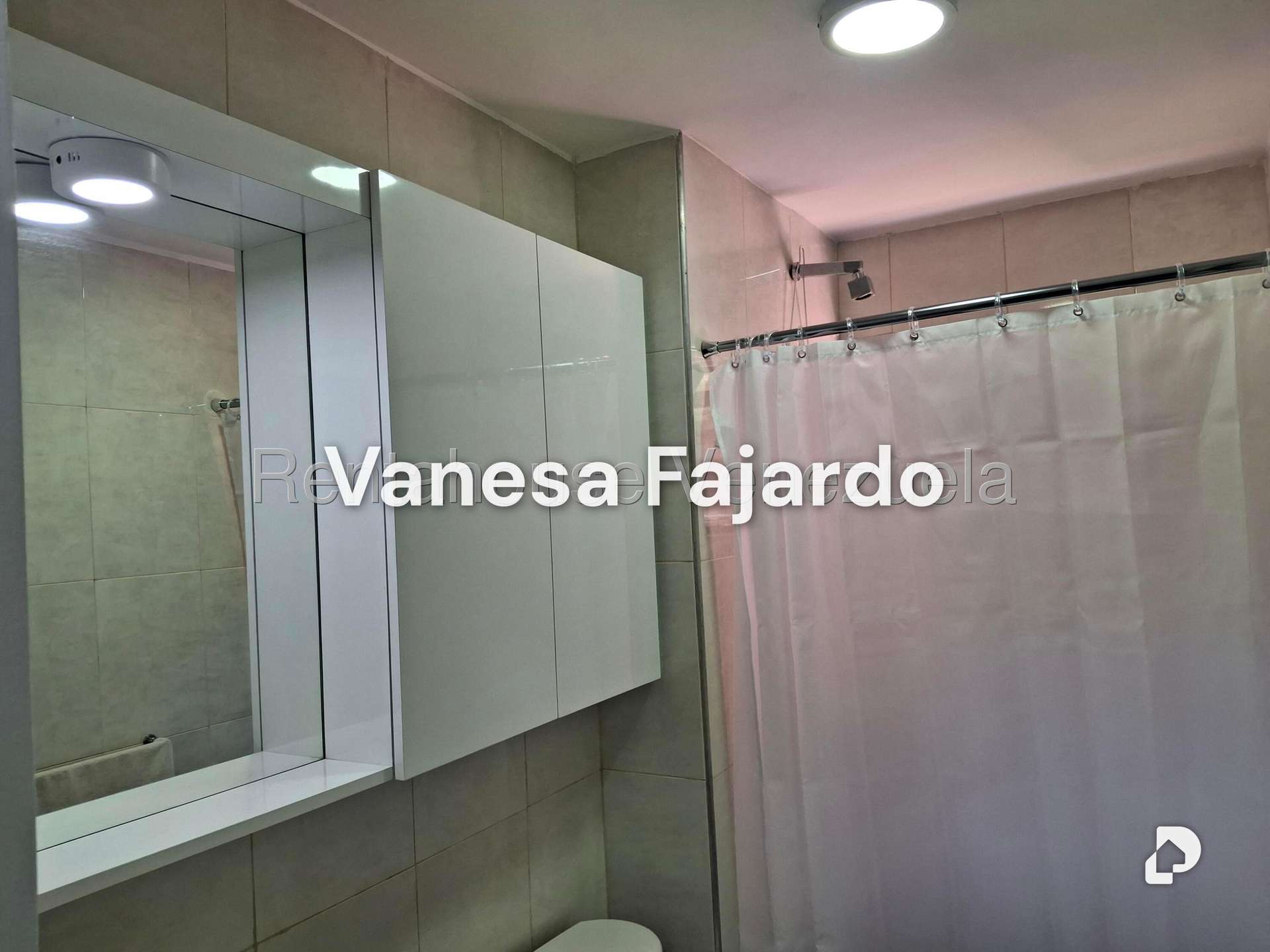 Apartamento en Solar del Hatillo, Caracas – 30