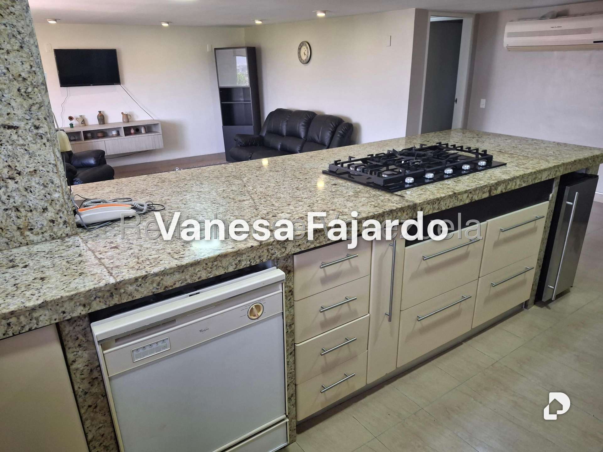 Apartamento en Solar del Hatillo, Caracas – 21