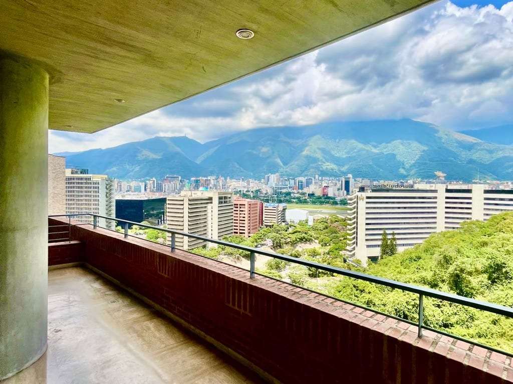 Apartamento en Lomas de Las Mercedes, Caracas - 1