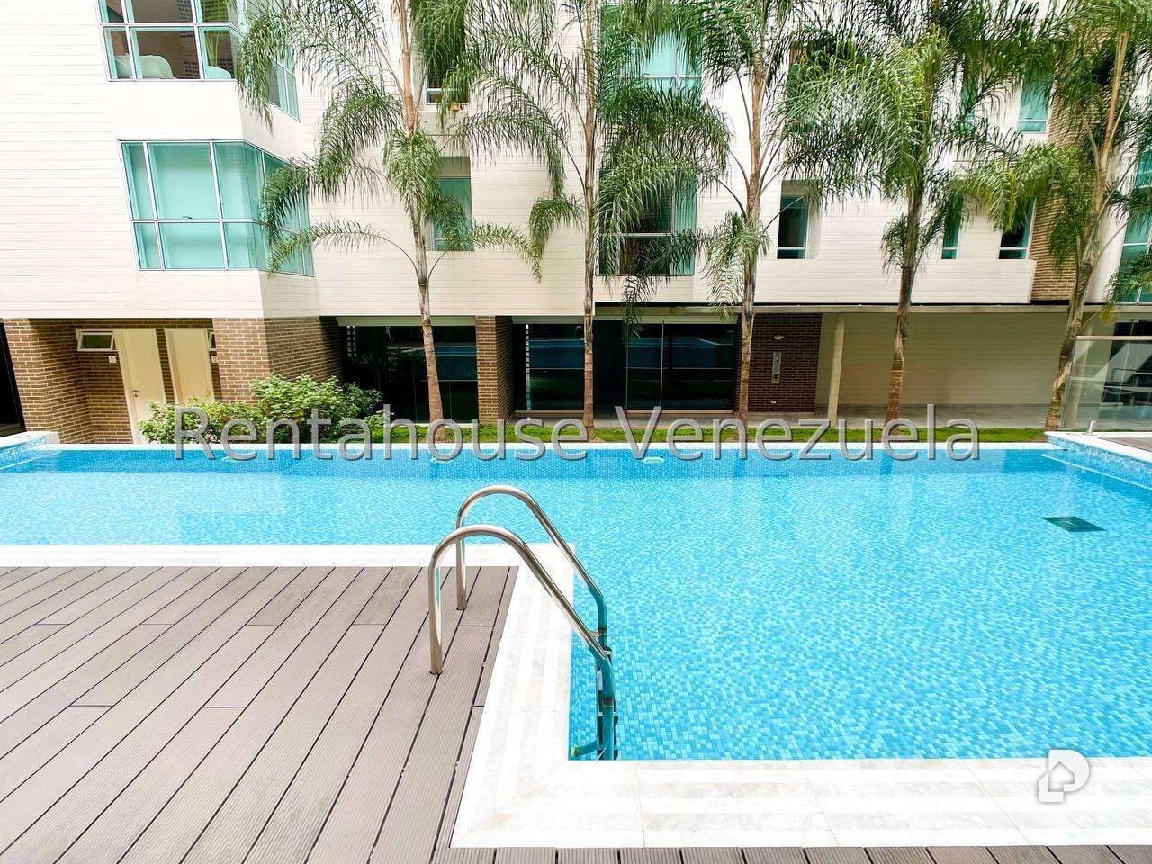Apartamento en Campo Alegre, Caracas – 24