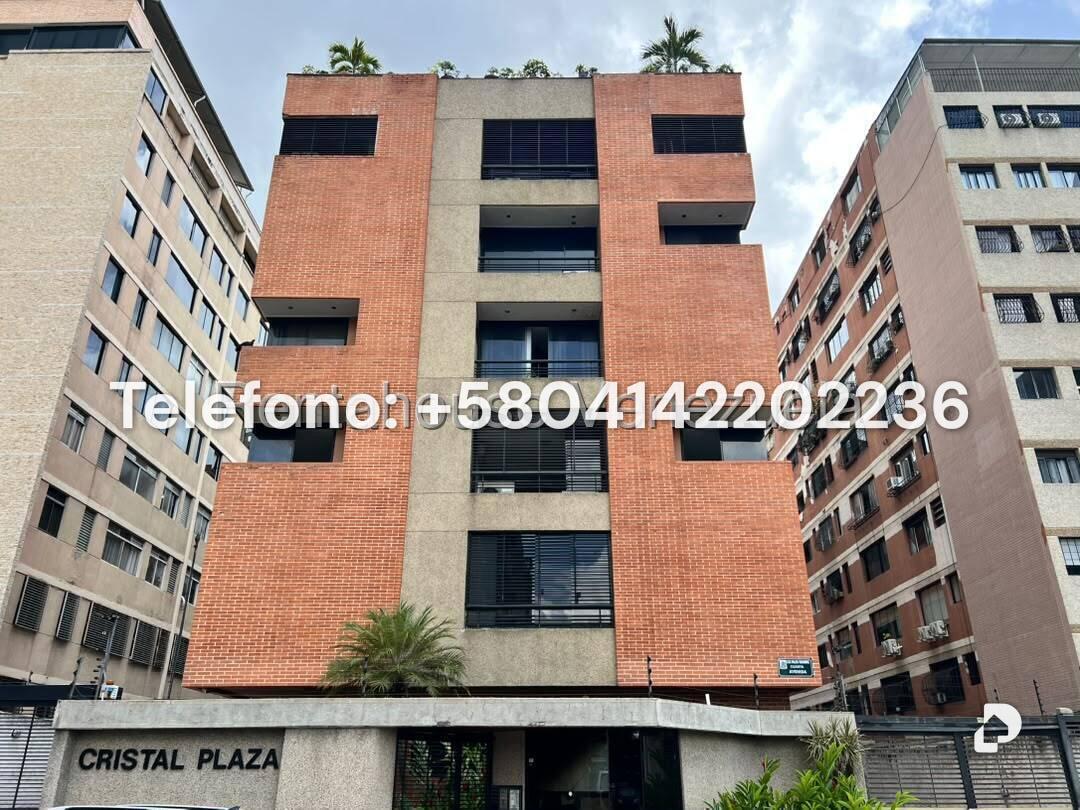Apartamento en Los Palos Grandes, Caracas – 1