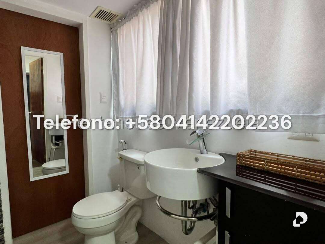 Apartamento en Los Palos Grandes, Caracas – 13