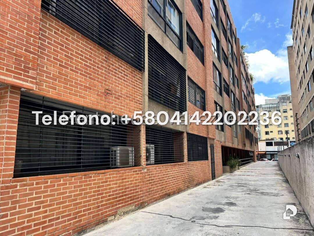 Apartamento en Los Palos Grandes, Caracas – 33