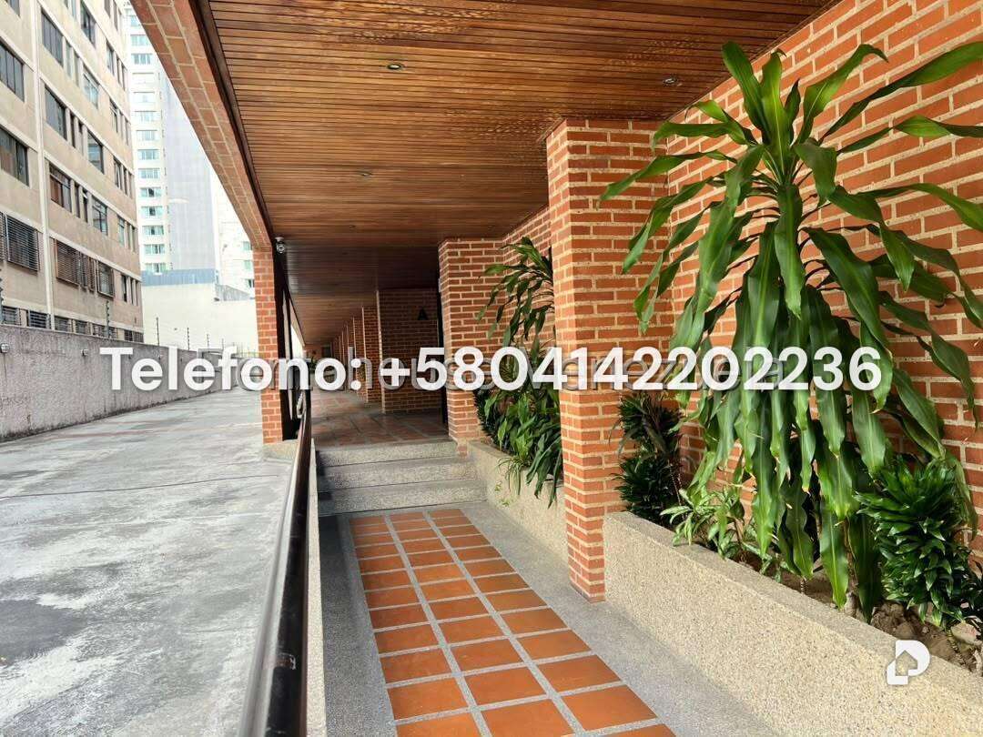 Apartamento en Los Palos Grandes, Caracas – 3