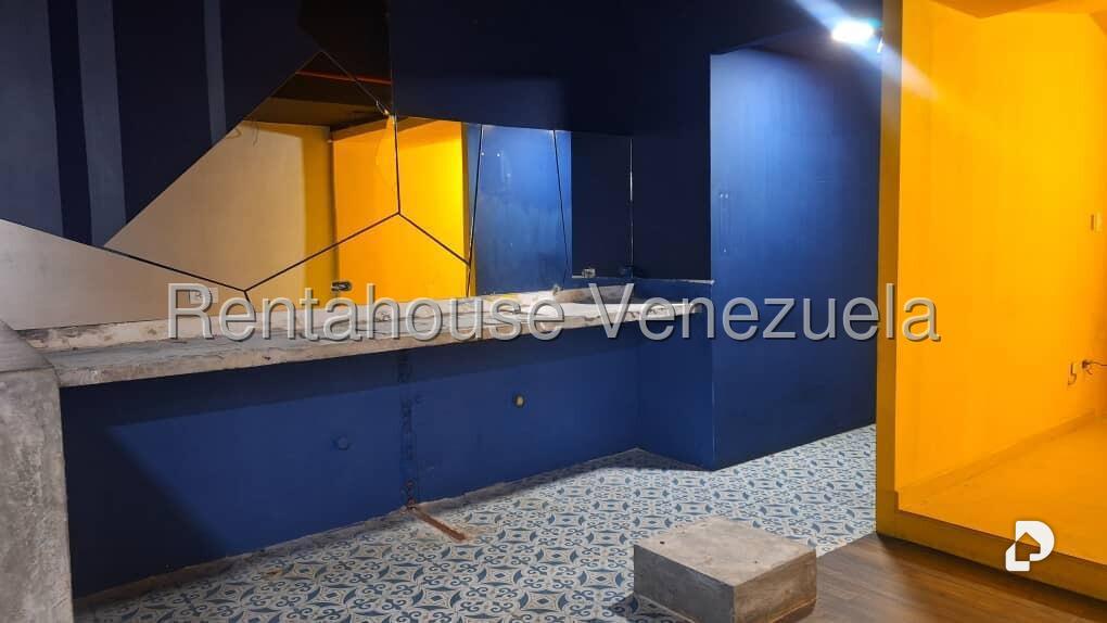 Local comercial en Lomas de La Lagunita, Caracas – 5