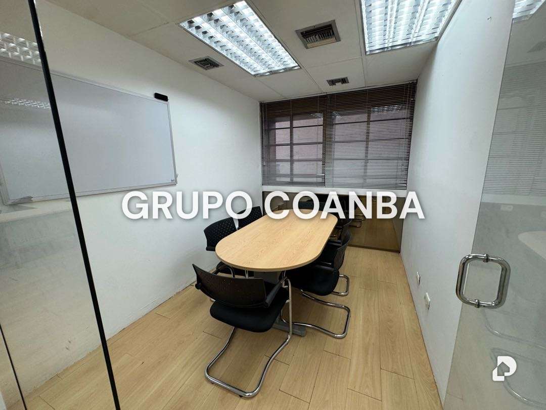 Oficina en Los Palos Grandes, Caracas – 7