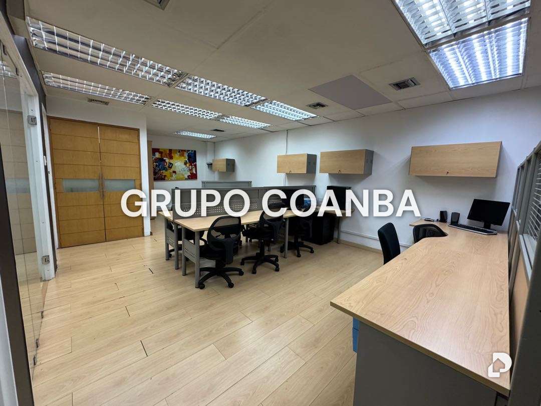 Oficina en Los Palos Grandes, Caracas – 3