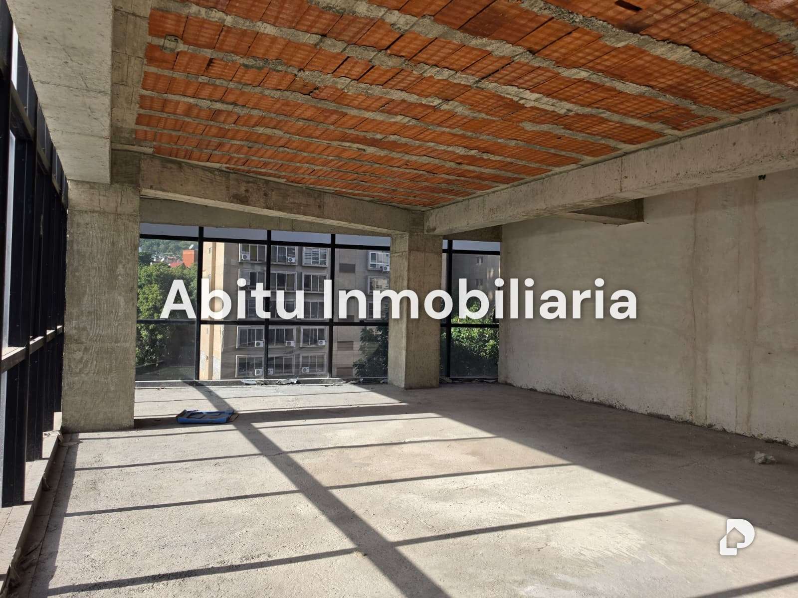 Oficina en Santa Eduvigis, Caracas – 8