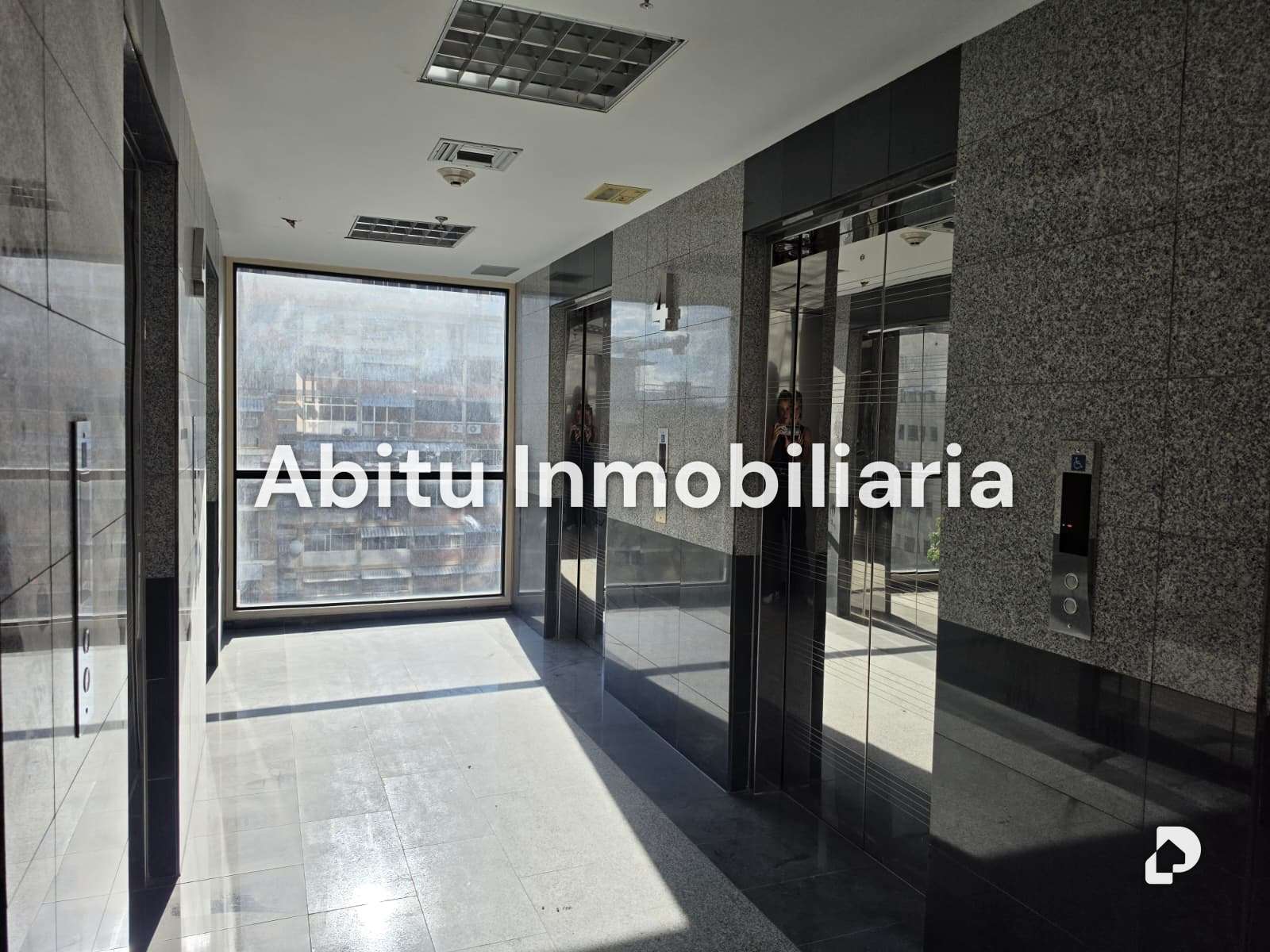 Oficina en Santa Eduvigis, Caracas – 10