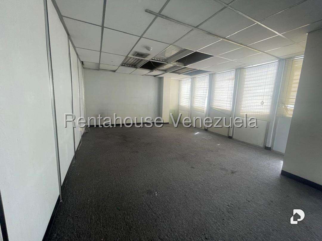Oficina en El Rosal, Caracas – 7