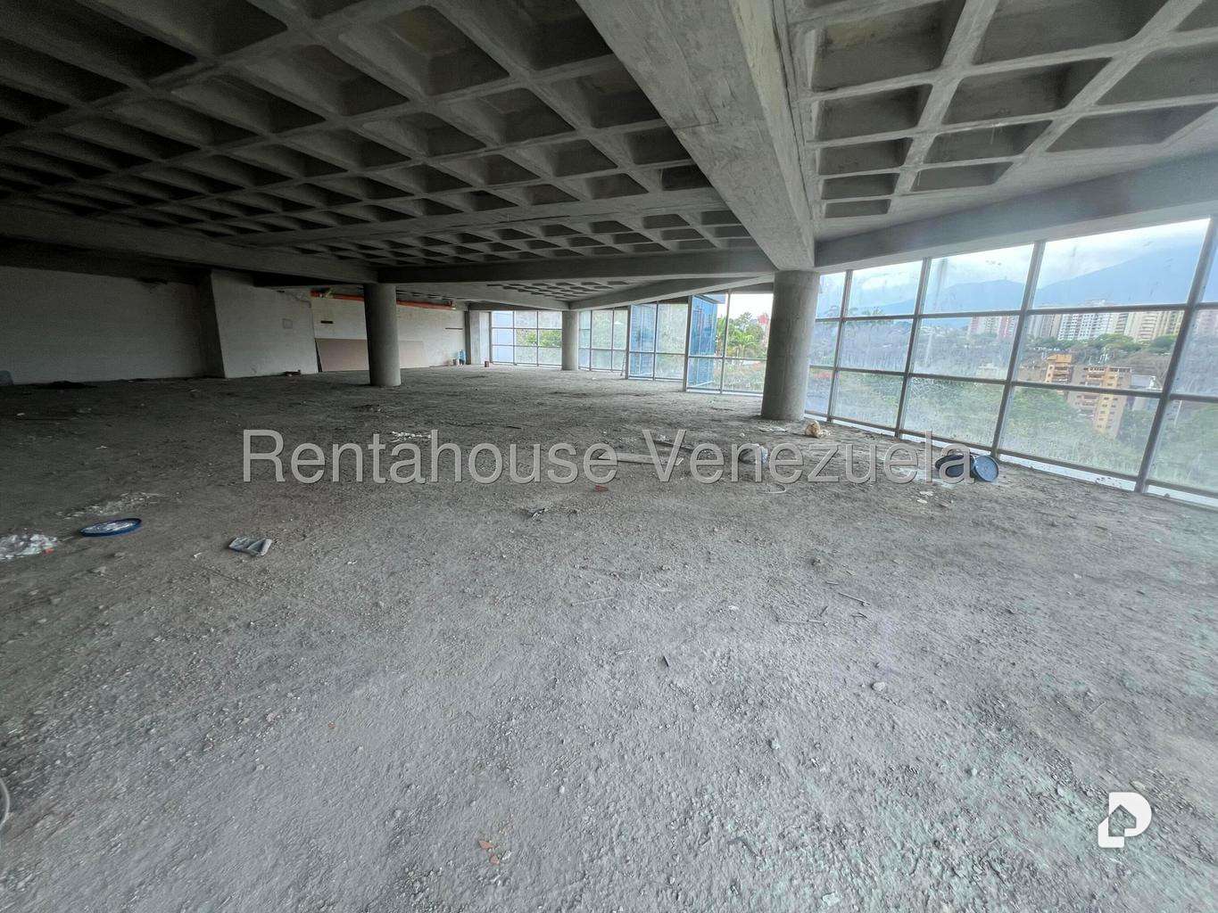 Local comercial en Cerro Verde, Caracas – 14