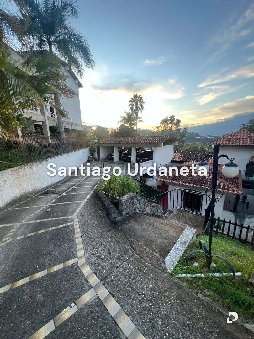 House in Cerro Verde, Caracas – 11