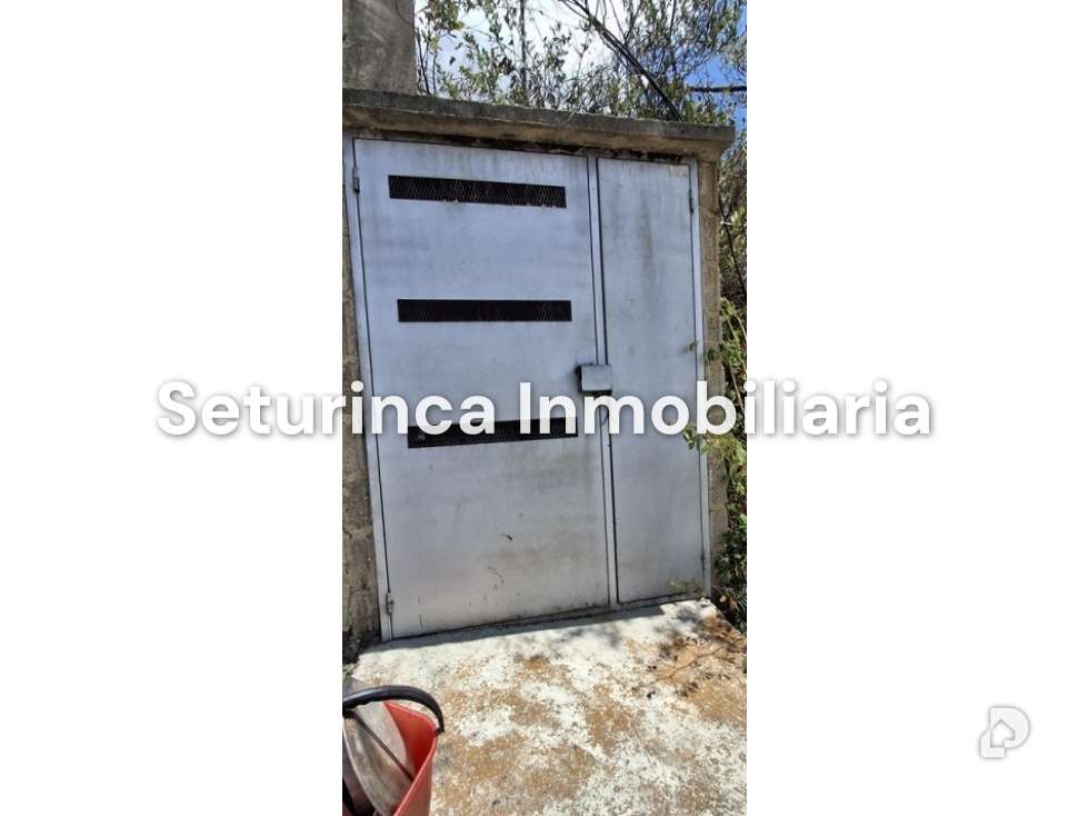 Land in El Junquito, Caracas – 30