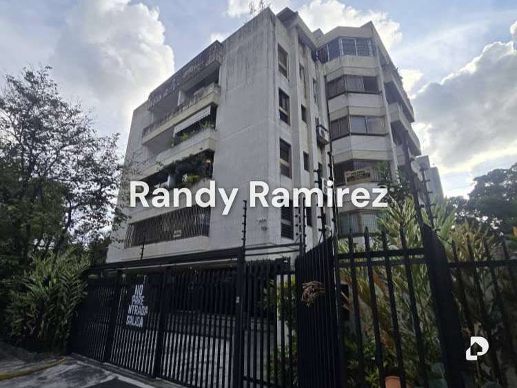 Apartamento en Altamira, Caracas – 1