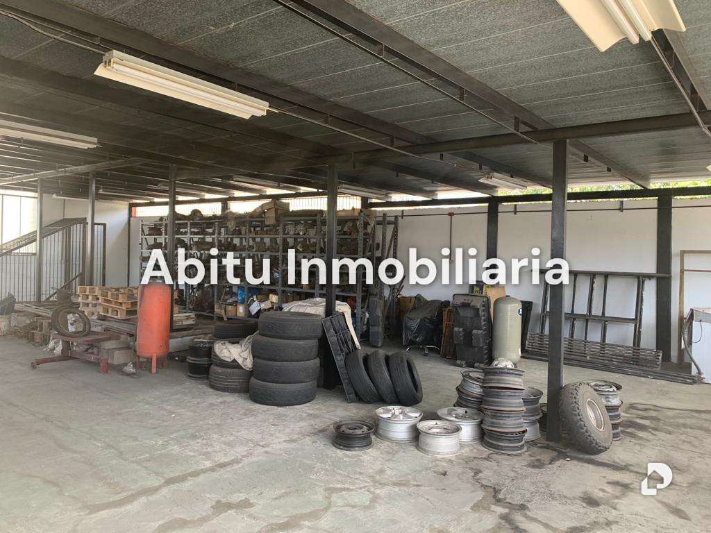 Local comercial en Prado de María, Caracas – 4