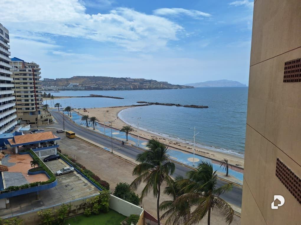 Apartamento en Lechería – 2