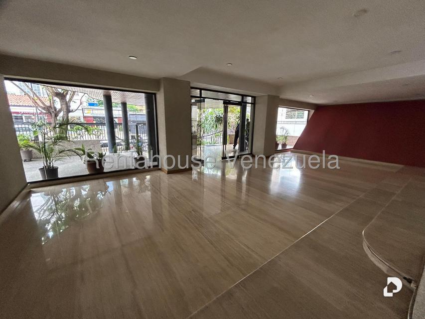 Apartamento en Los Palos Grandes, Caracas – 3