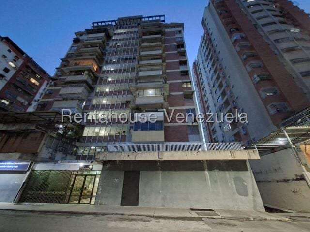 Apartment in Maracay - 1