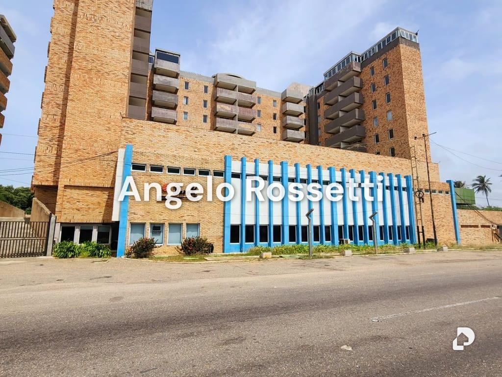 Edificio en Boca de Aroa – 2