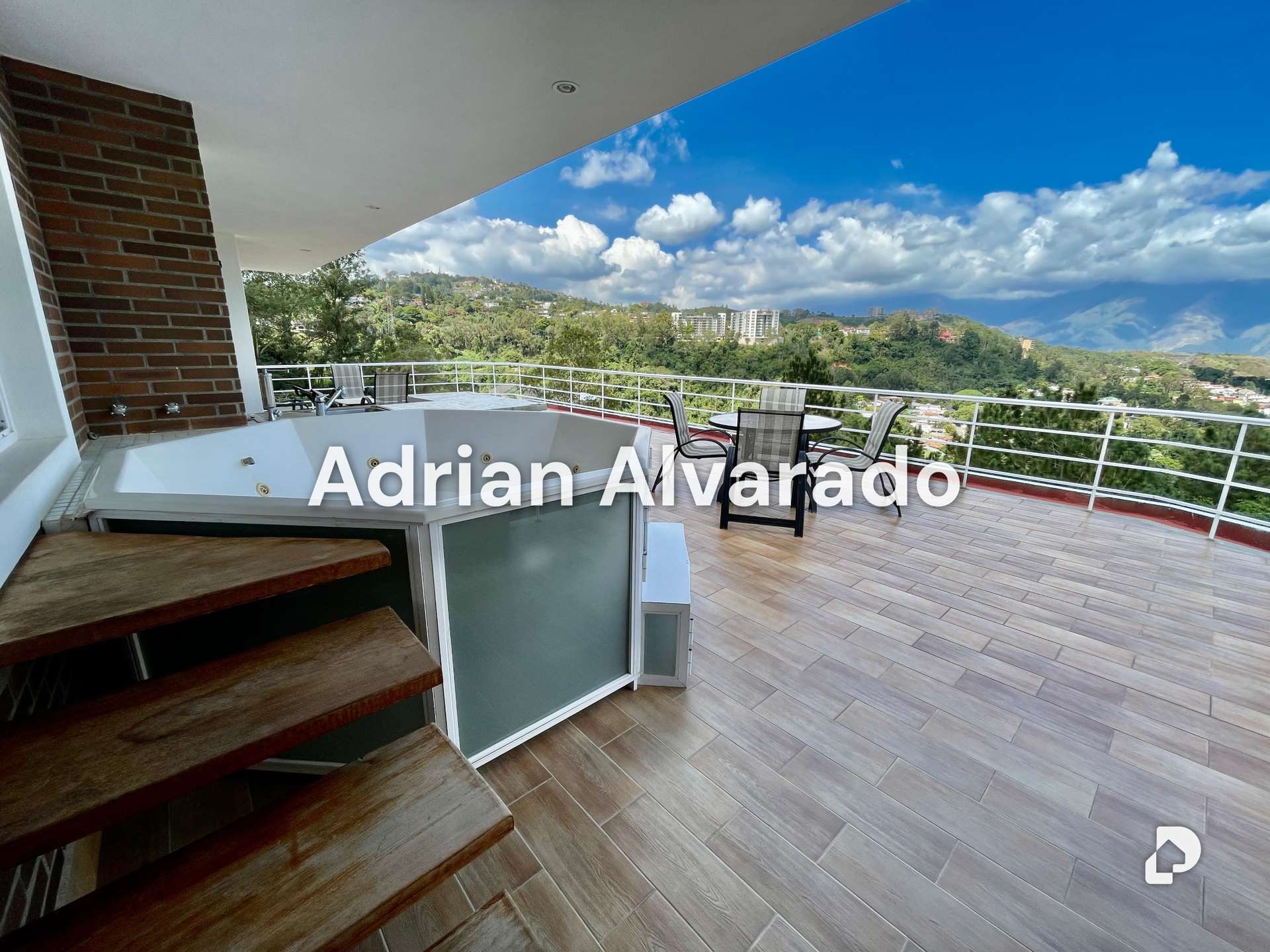 Casa en La Lagunita, Caracas – 26