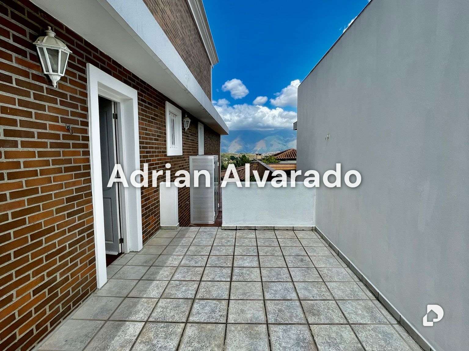 Casa en La Lagunita, Caracas – 14