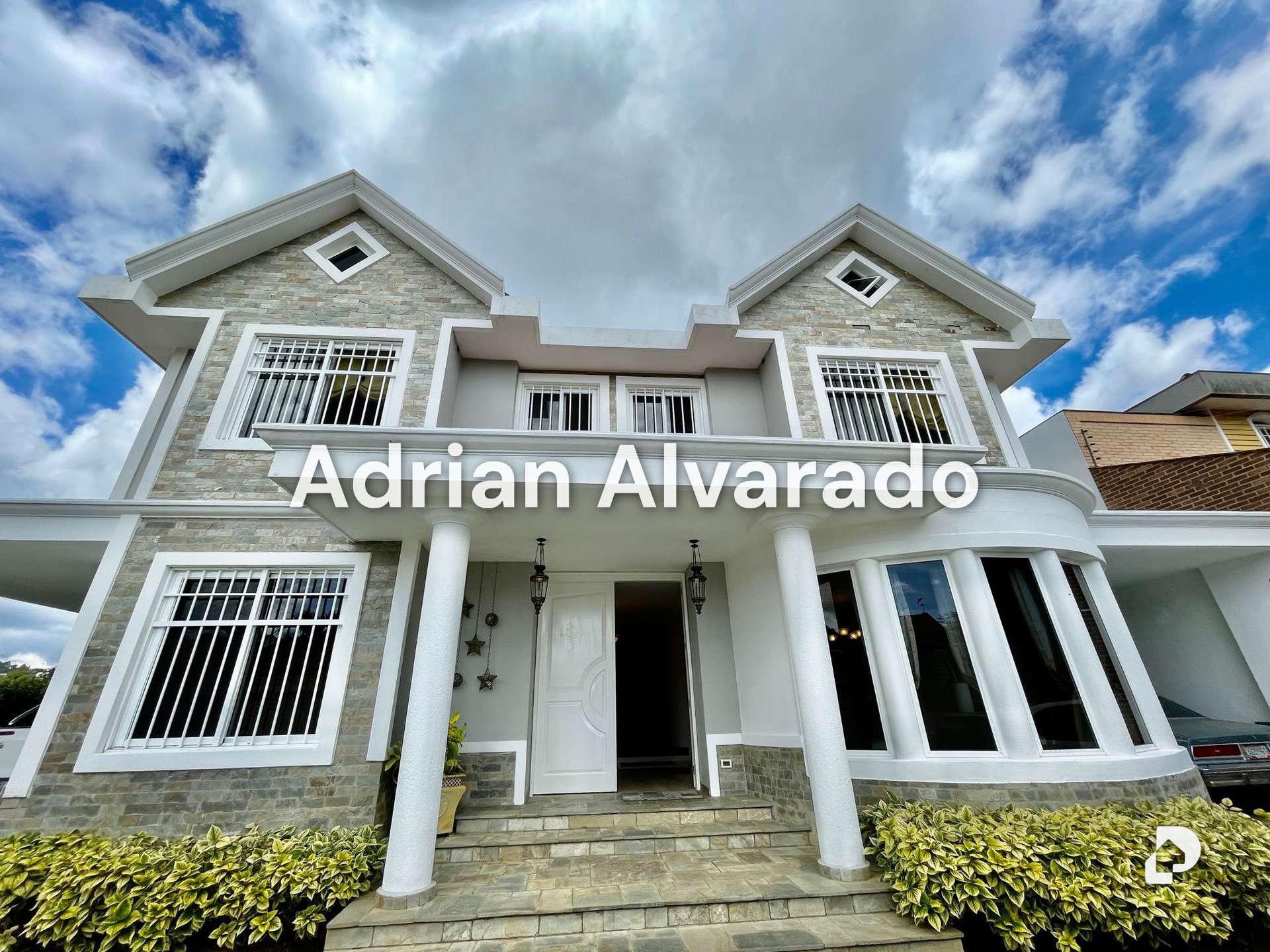 Casa en La Lagunita, Caracas – 1