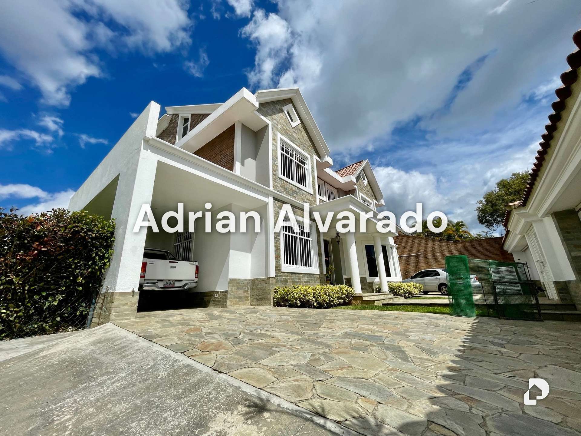 Casa en La Lagunita, Caracas – 2