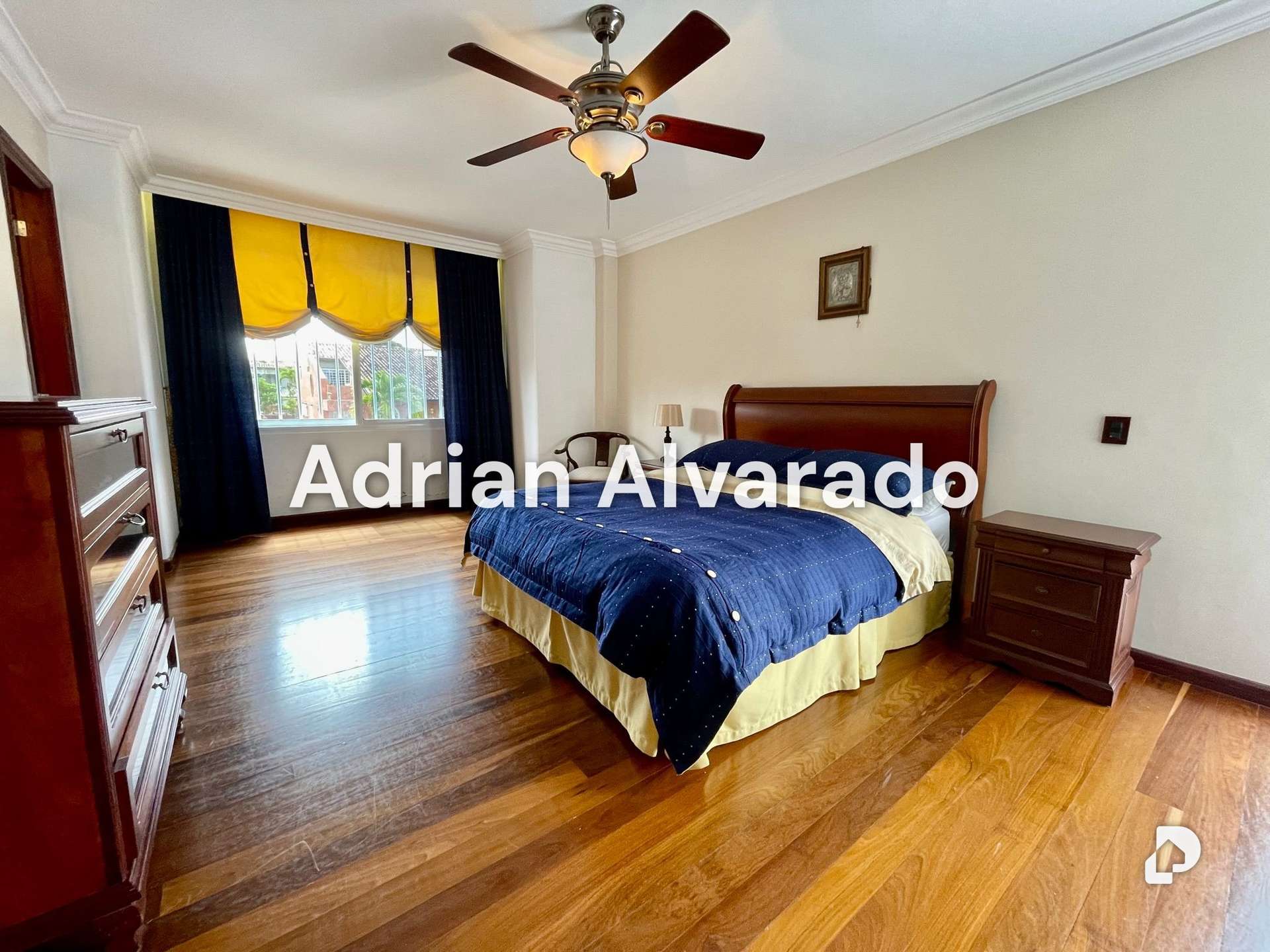Casa en La Lagunita, Caracas – 12