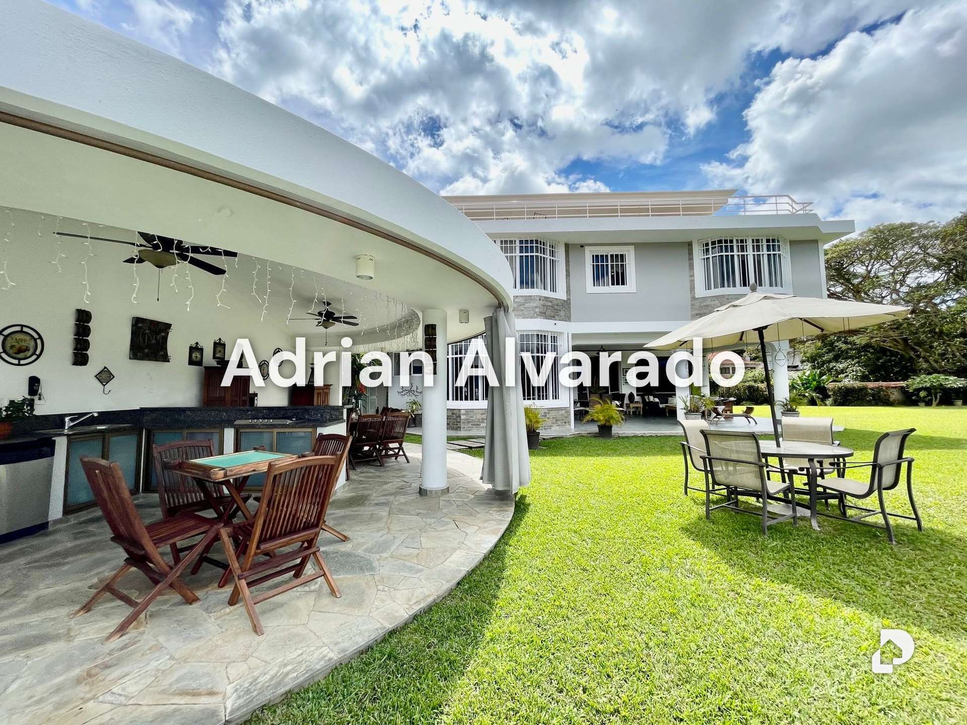 Casa en La Lagunita, Caracas – 4