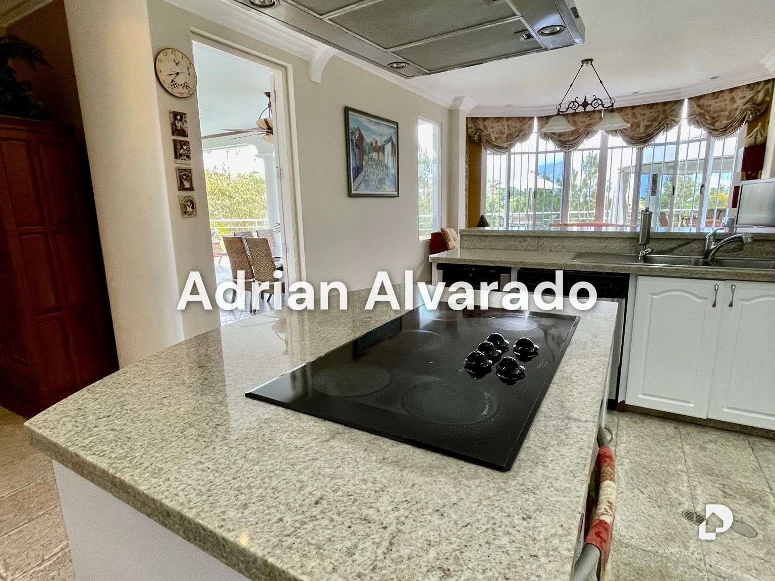 Casa en La Lagunita, Caracas – 7