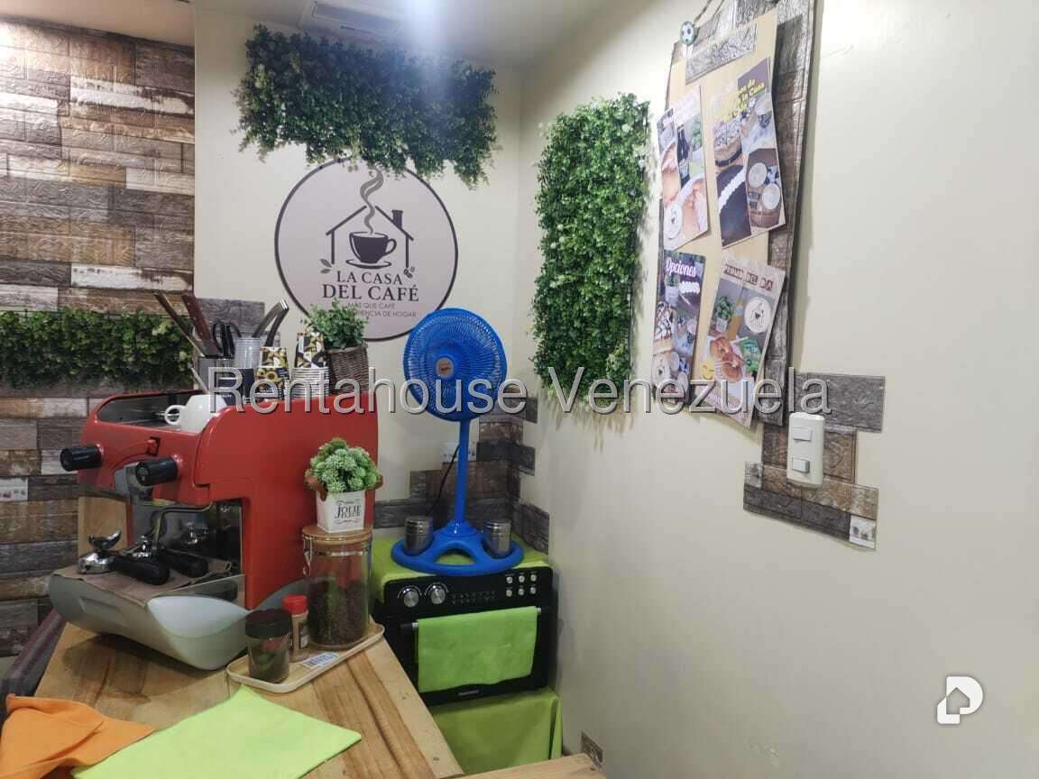 Local comercial en Parroquia La Candelaria, Caracas – 16