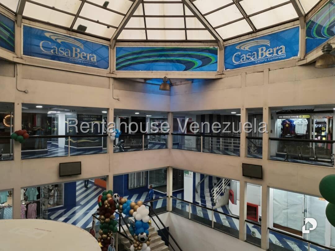 Local comercial en Parroquia La Candelaria, Caracas – 5