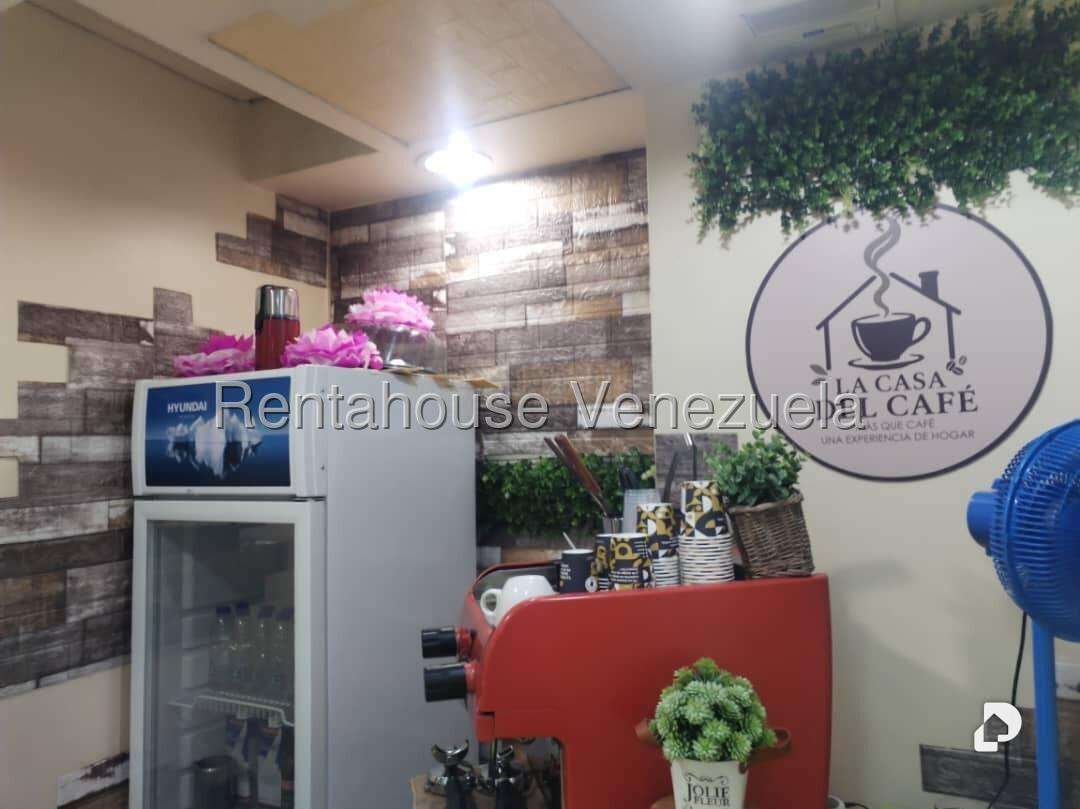 Local comercial en Parroquia La Candelaria, Caracas – 15