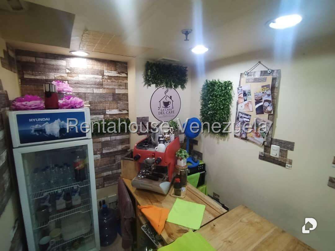 Local comercial en Parroquia La Candelaria, Caracas – 11