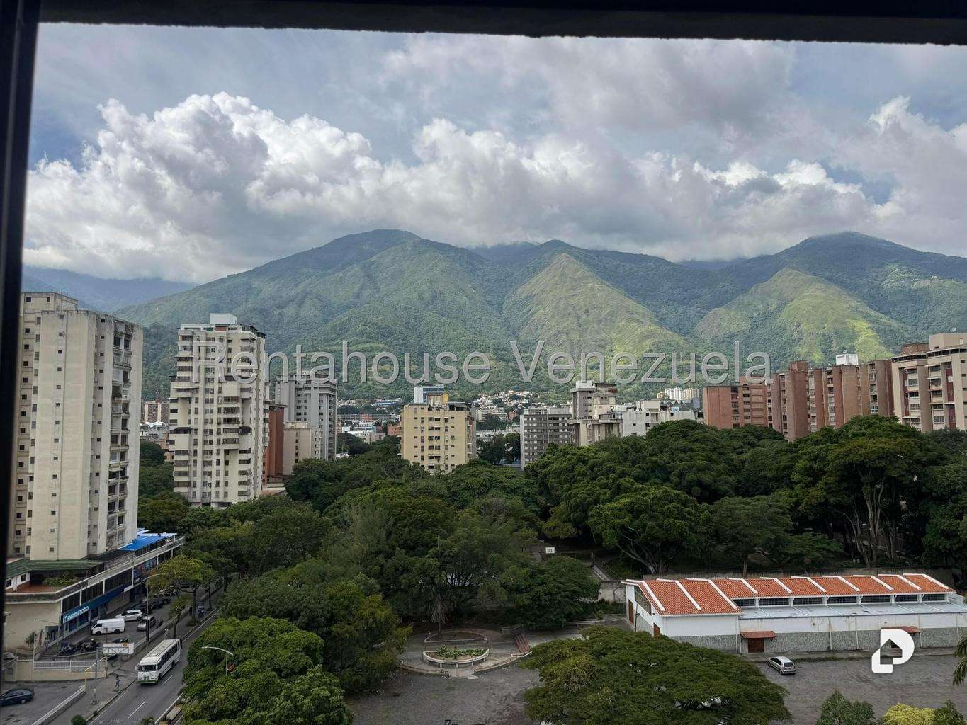 Apartamento en La Urbina, Caracas – 13